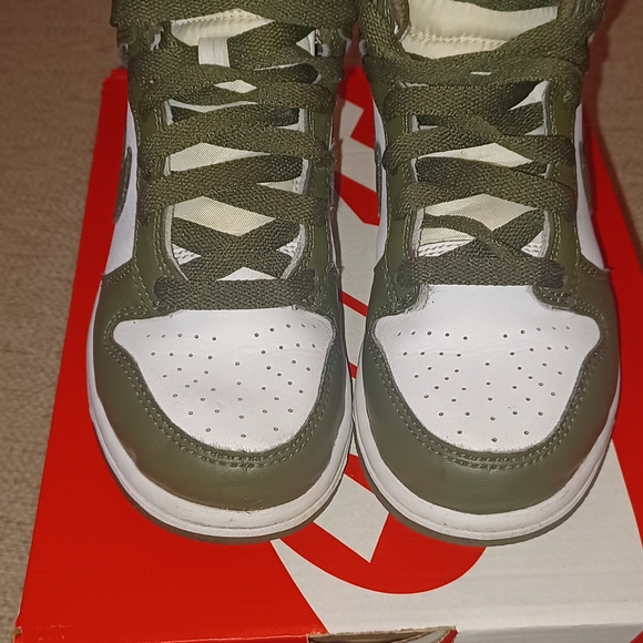 Little boys sneakers - Picture 3 of 11